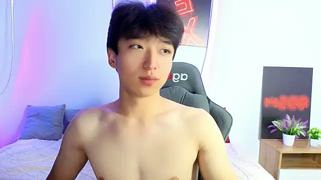 DianInav's Webcam Show