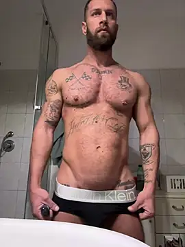 Tiziano94 Show in webcam