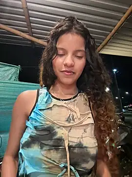 צ'אט XXX בשידור חי של soffii-estrella