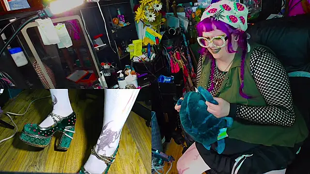 Sinstresshemlock's Webcam Show