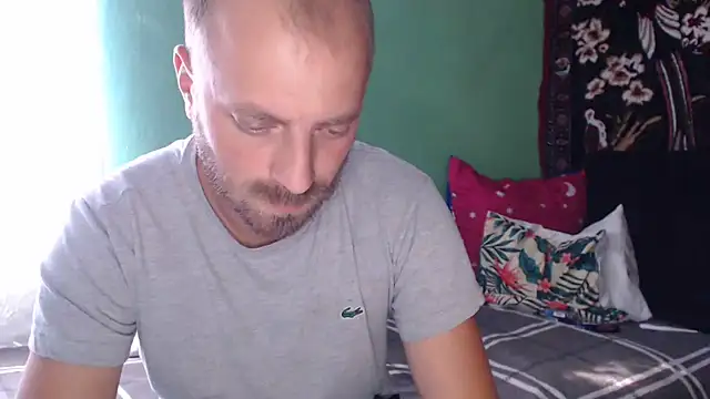 Aliceandmario's Webcam Show