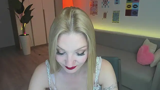 Vienna_Liorenn Live XXX chat