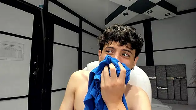 Chat XXX ao vivo de Angel_St1