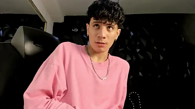 Angel_St1n Webbikameraesitys