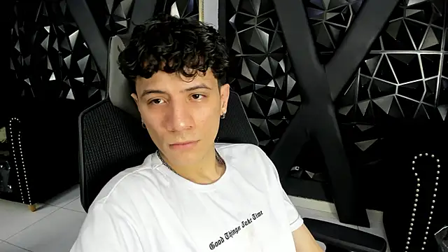 Angel_St1's Live XXX Chat