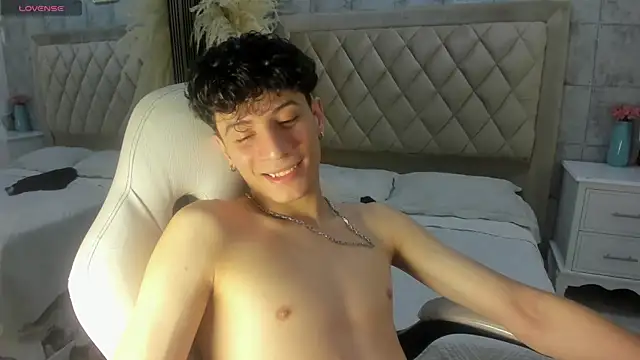 Angel_St1 Chat XXX in diretta