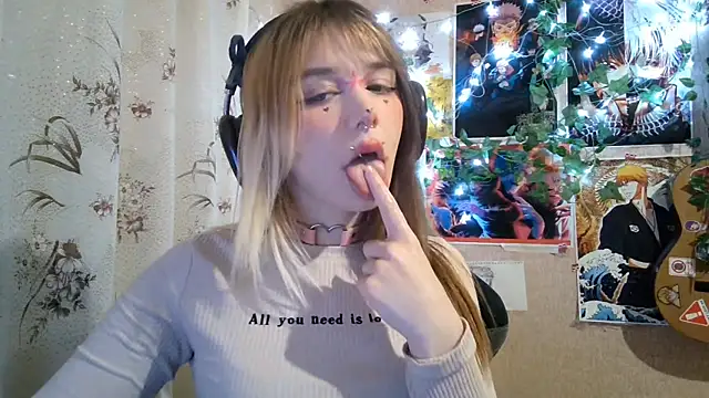 MilaTyan Live XXX-chat