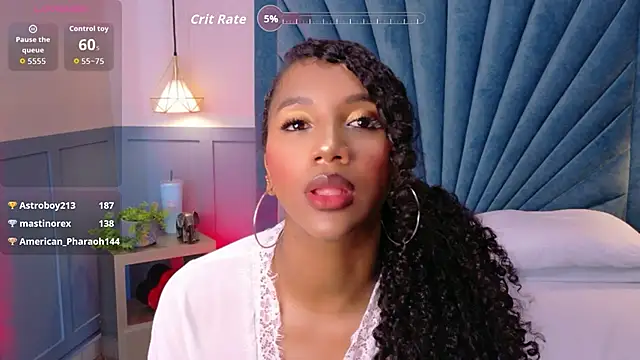 Sala de chat en directo de Chloe-Rose-