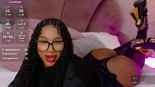 Chloe-Rose- Chat XXX in diretta