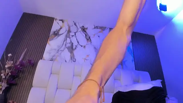 alisstarr's Webcam Show