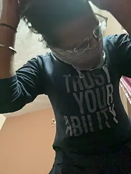 TheInvincible_meet's Webcam Show