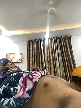 TheInvincible_meet Webcam-Show
