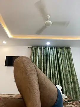 TheInvincible_meet's Webcam Show