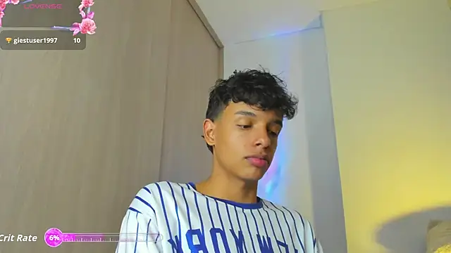 Maxfrost1 – webcam-show