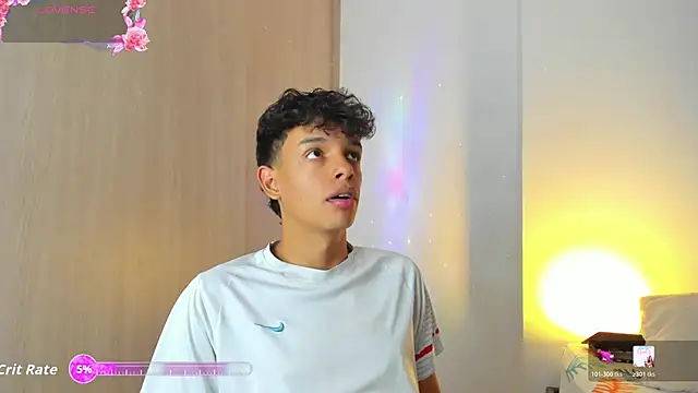 Maxfrost1 Webcam Show
