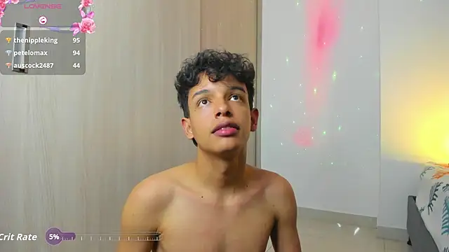 Maxfrost1's Live XXX Chat