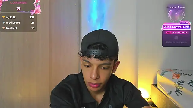 Maxfrost1 webkamerás műsora