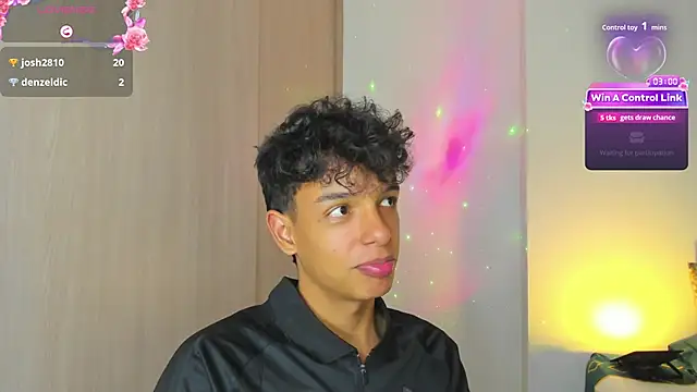 Maxfrost1 webcam show