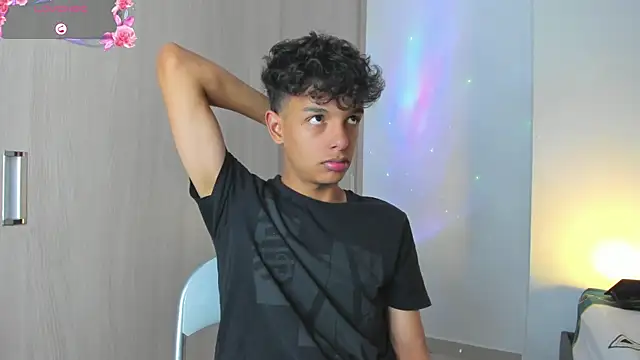 Maxfrost1 Webcam show
