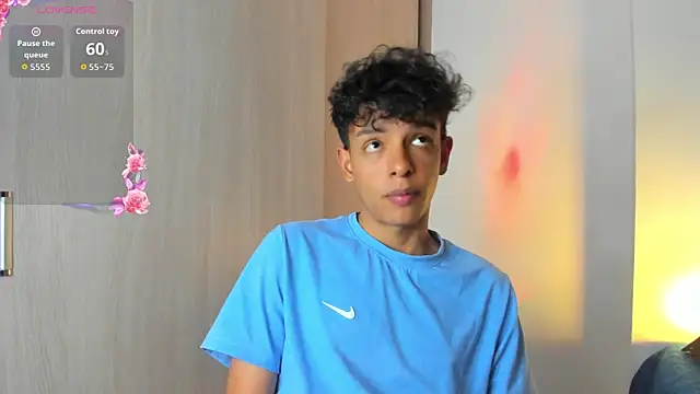 عرض كام Maxfrost1