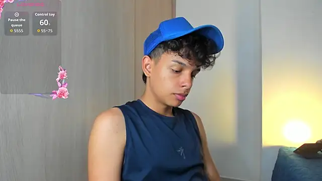 Maxfrost1 Webcam show