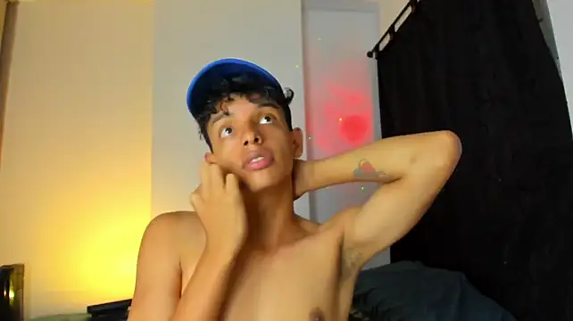 عرض كام Maxfrost1