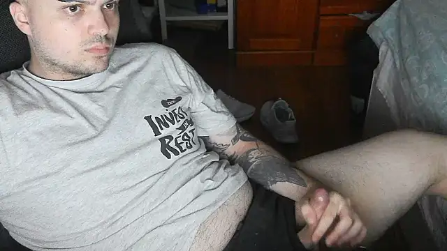 GarenMalek webkamerás műsora