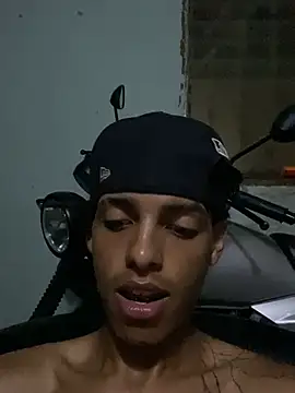 Aleexxx_2005 Шоу с уебкамера