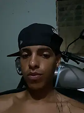 Aleexxx_2005 网络视讯表演