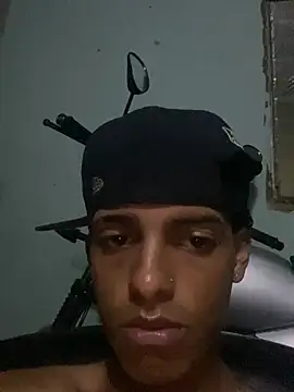 عرض كام Aleexxx_2005