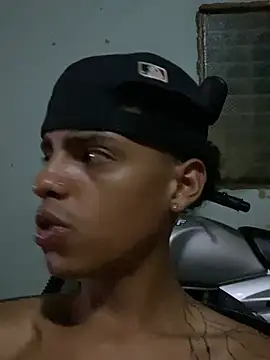 عرض كام Aleexxx_2005