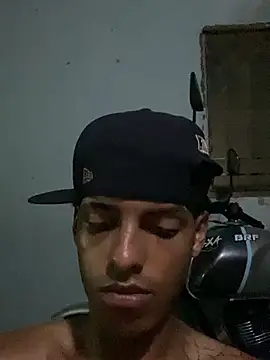 عرض كام Aleexxx_2005
