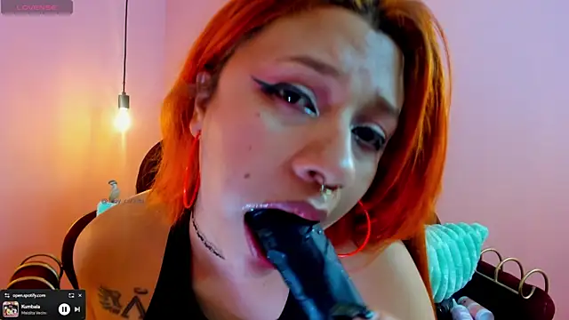 _carlotta_x's Webcam Show