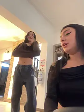 Lummii_'s Live XXX Chat