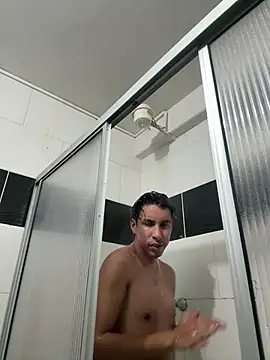 Jack_Frostt: διαδικτυακό σόου στην κάμερα