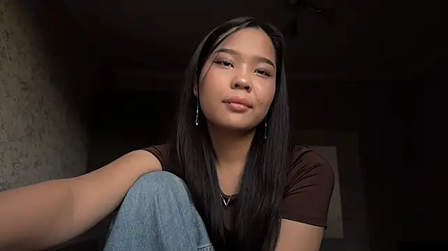 RegenaLandauer's Live XXX Chat