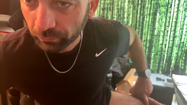 FakeBar33: вебкам-шоу