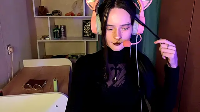 MabelDefina webkamerás műsora