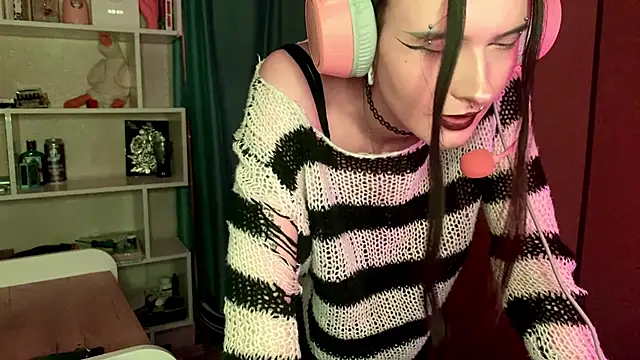 Phòng Chat Trực Tiếp MabelDefina