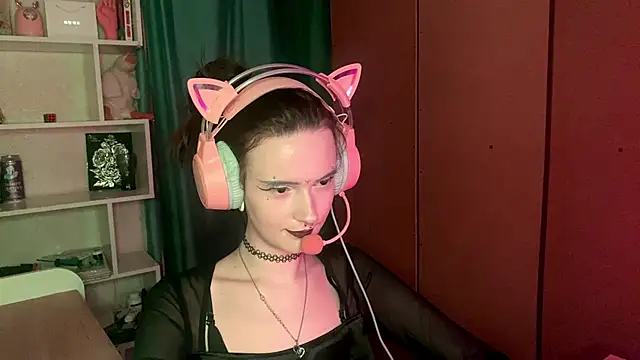 Chat soba uživo modela MabelDefina