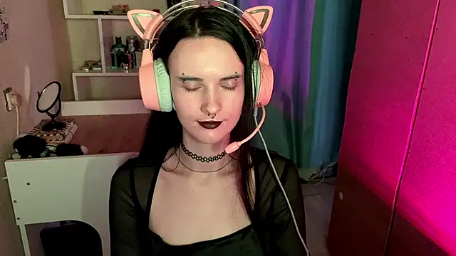 MabelDefina live XXX chat
