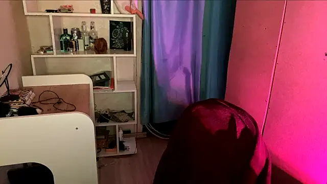 Chat soba uživo modela MabelDefina