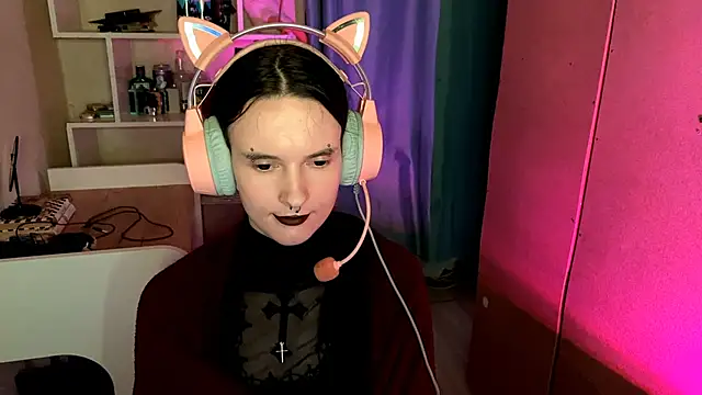 MabelDefina live XXX chat