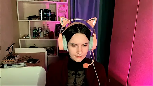 הופעת וובקאם של MabelDefina