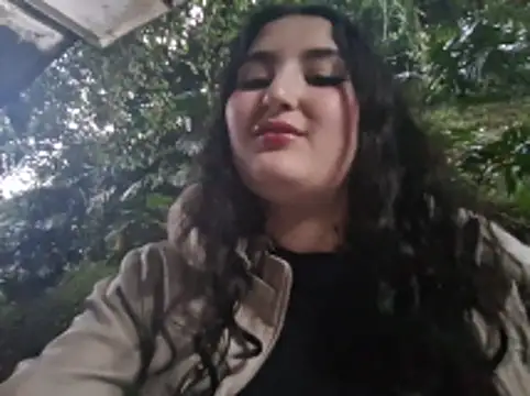 zoe_moon__'s Webcam Show