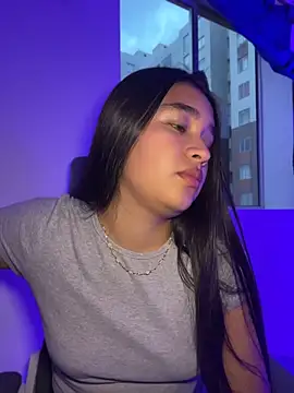 دردشة I_Samanthaa الجنسية المباشرة