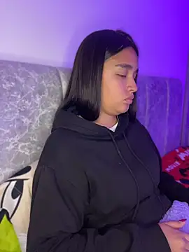 I_Samanthaa – Naživo XXX chat