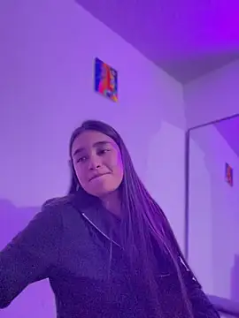 XXX chat uživo modela I_Samanthaa