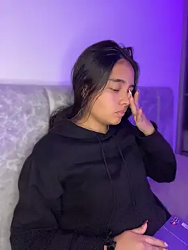 I_Samanthaa – Naživo XXX chat