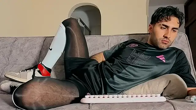 Show modela Justdavid_ na web-kameri